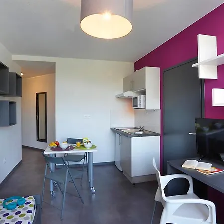 Nemea Metropole Hotel Villeneuve-d'Ascq